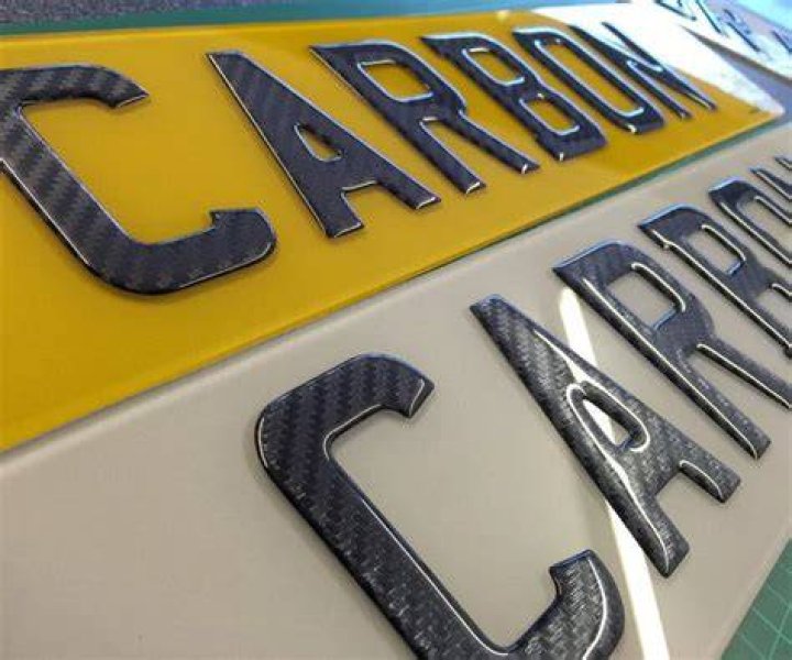 Are carbon Fibre number plates legal?