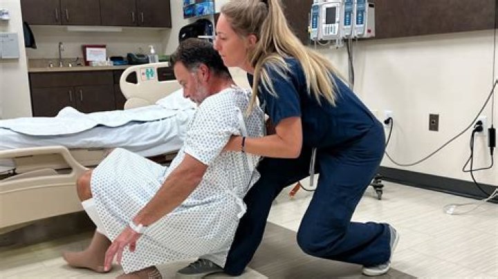 Are nurses allowed to tell patients their diagnosis?