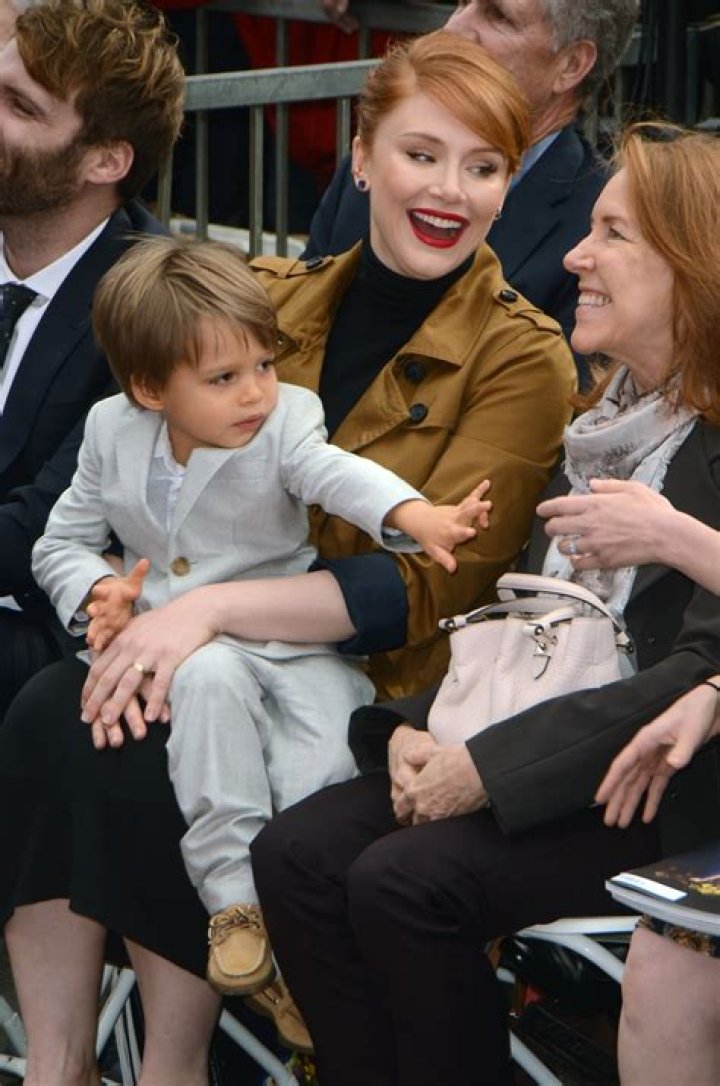 Bryce Dallas Howard Weight, Height, Body, Husband (Seth Gabel), Kids