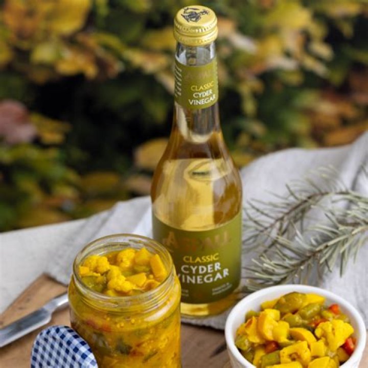 Can I use white malt vinegar for pickling?