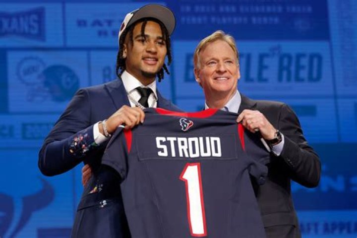 Can you be drafted if you're missing a toe?