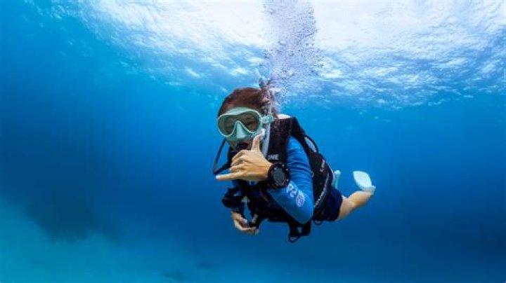 Can you scuba dive in the winter?