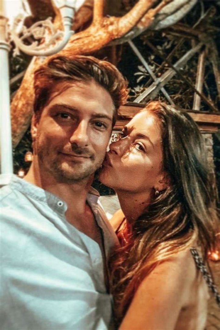 Daniel Lissing Married, Wife, Relationship With Erin Krakow, Bio