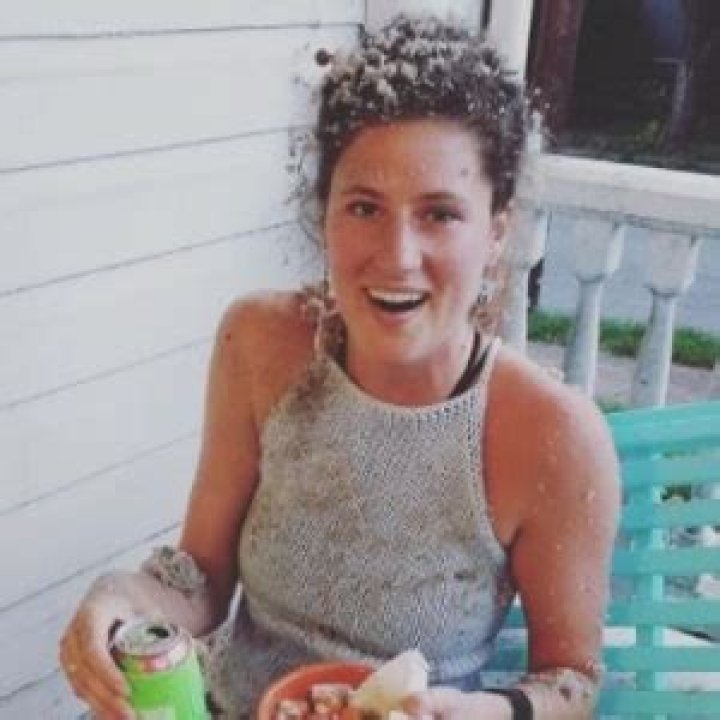 Grayson Goldsmith Wiki; Married, Engaged, Salvage Dawgs, Net Worth, Facts