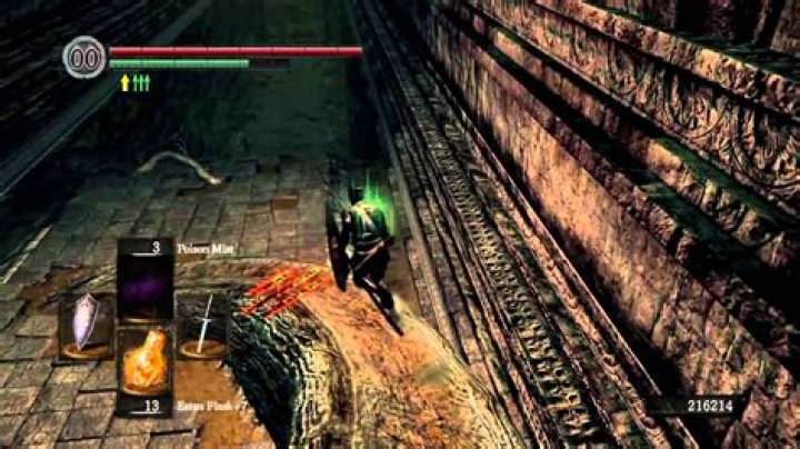 How do you save Solaire without chaos covenant?