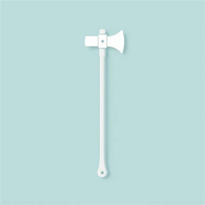 How heavy is a poleaxe?