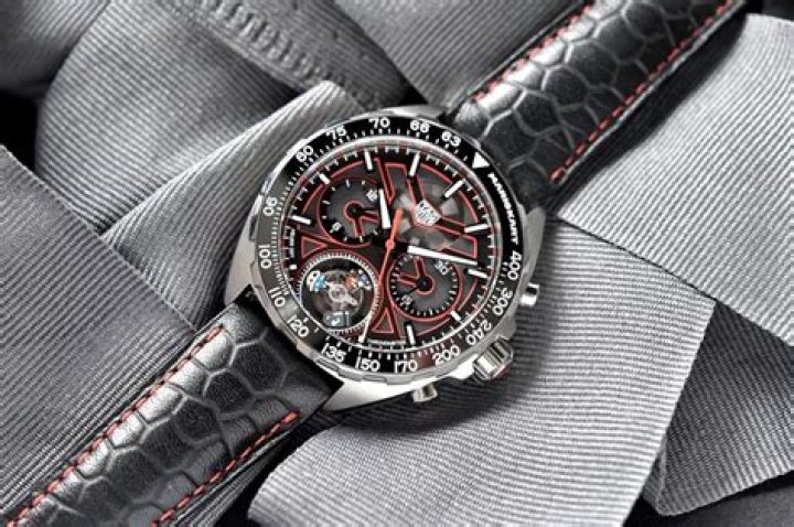 How long will a TAG Heuer watch last?