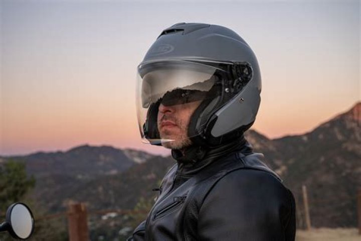 Is HJC helmet DOT approved?