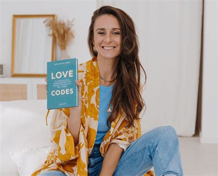 Laura Malina Seiler Fortune