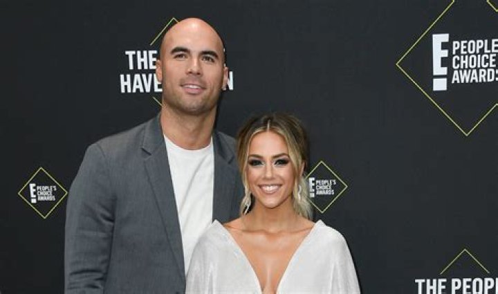 Mike Caussin - Celebrity