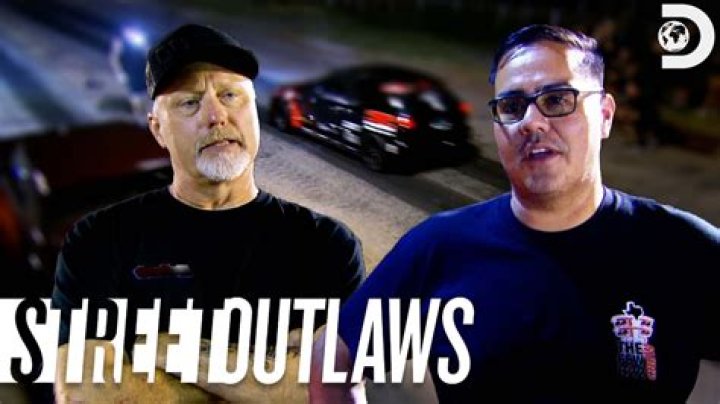 What does bode On Street Outlaws do for a living?