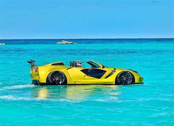 What is the custom duty on cars in the Bahamas?
