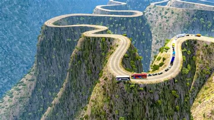 What tracks are the most challenging or dangerous?