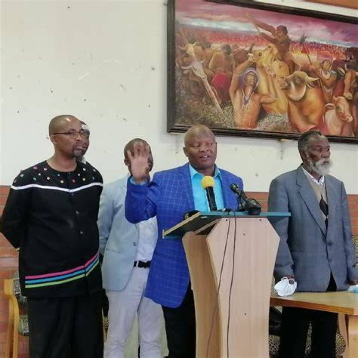 Who is the new king of AmaXhosa?