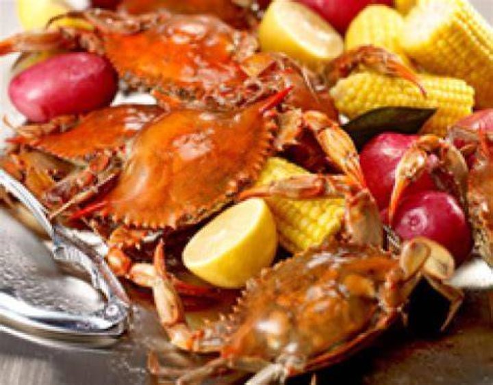 Why are crabs boiled live?