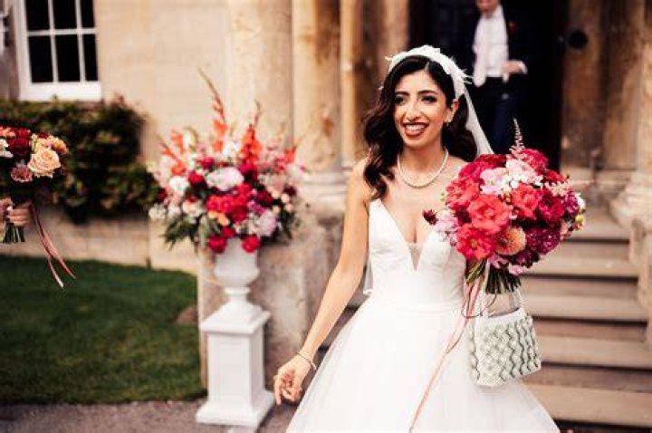 Why are pearls on your wedding day bad luck?