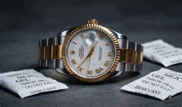 Why is my Rolex foggy?